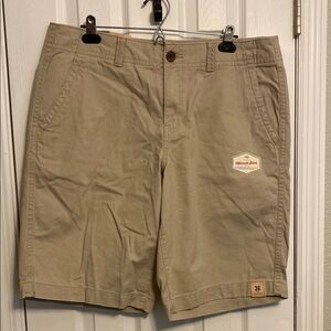 Men's Urban Pipeline Tan Flat Front Shorts Casual Style